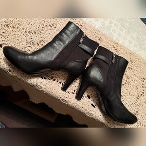 Anne Klein Black Leather Ankle Boots